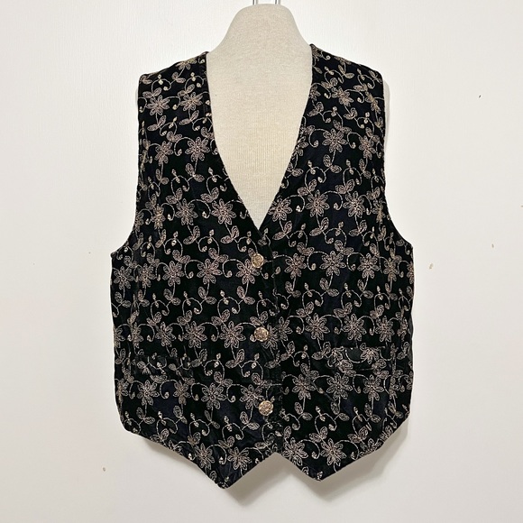 Vintage Tops - Vintage 90s Embroidered Vest M